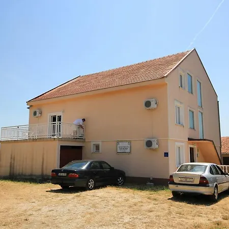 Studio 10191e Orebic
