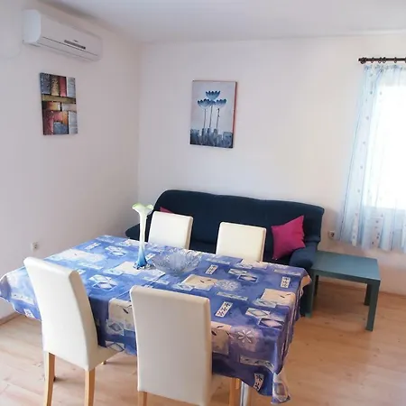 Studio 10191e شقة *